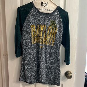 Women’s Baylor Nike raglan shirt size L